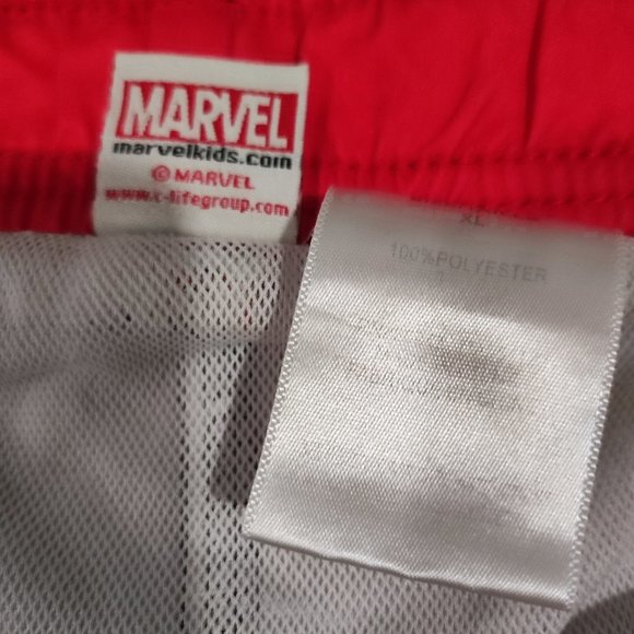 Marvel Avengers boy's graphic swim short size kids XL - Picture 4 of 4